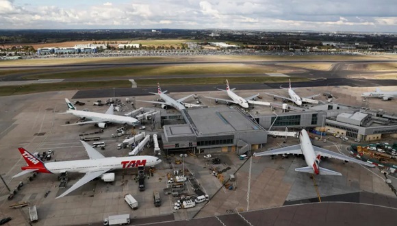 Aeropuerto de Heathrow de Londres cancela 1350 por corte de energía