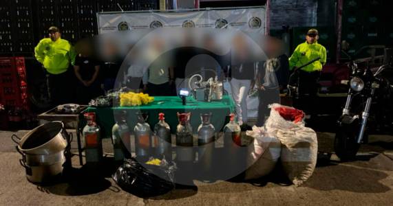 en-video:-¡que-joyitas!-en-bello-desmantelan-dos-viviendas-donde-adulteraban-y-retapaban-cervezas
