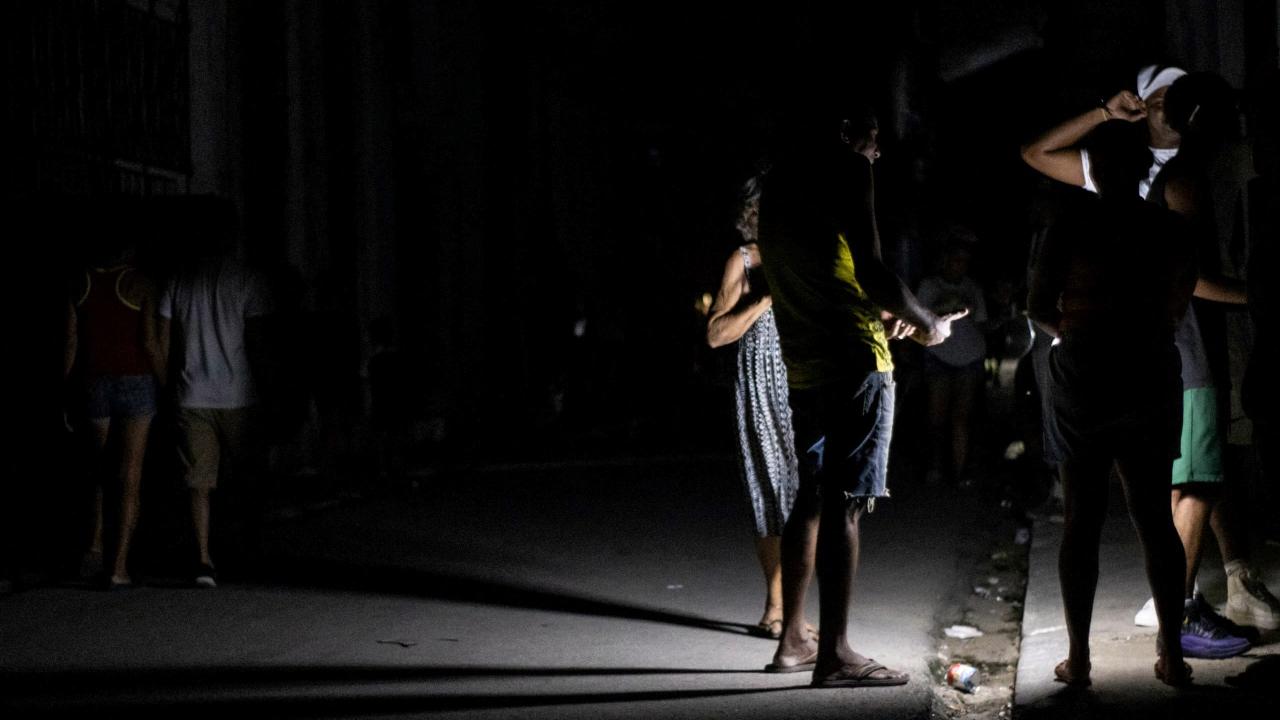 Cuba sufre el cuarto colapso total de su sistema eléctrico en menos de medio año