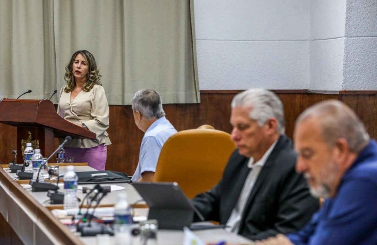 educacion-cubana-decidida-a-fortalecer-la-formacion-y-superacion-en-2025