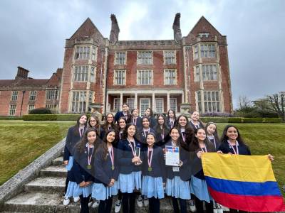colegio-marymount-de-medellin-participo-en-“olimpiadas”-britanicas