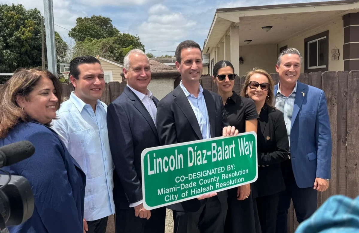 nombran-una-calle-de-hialeah-en-honor-a-lincoln-diaz-balart