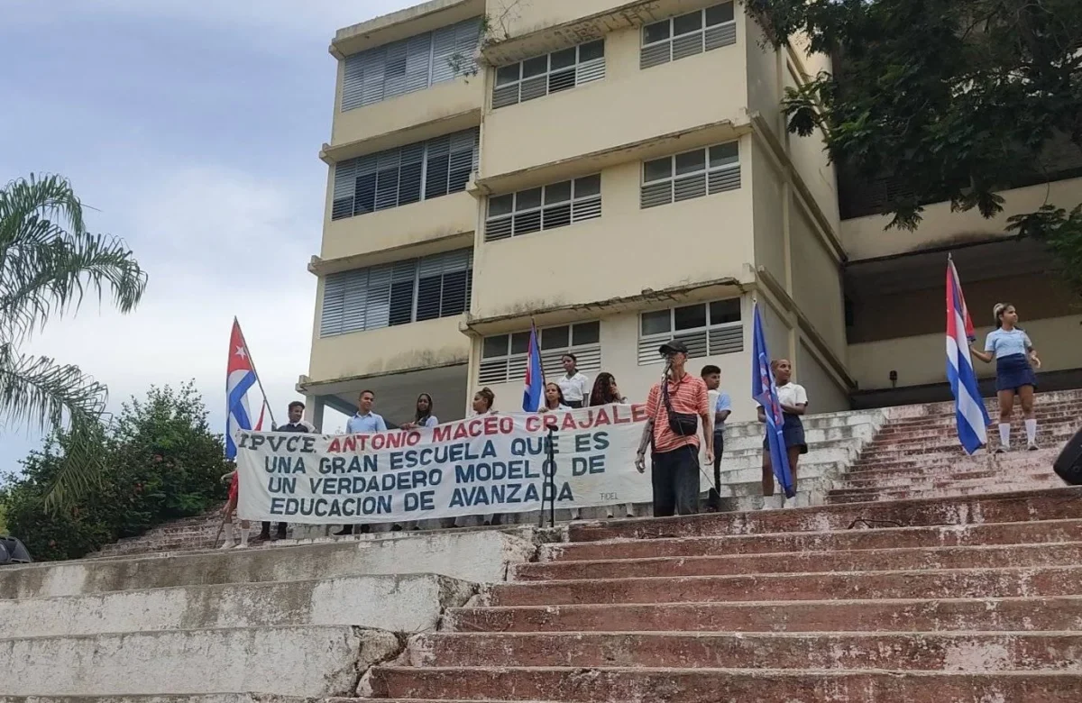 estudiante-santiaguero-con-«lesiones-graves»-tras-evadir-a-intrusos-que-entraron-a-su-escuela