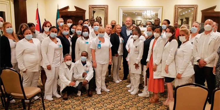 EE.UU. y Bahamas dialogarán sobre contratación de médicos cubanos