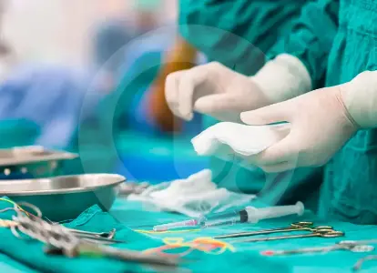 “A mí no me conoces bravo”: cirujano señalado de amenazar a familia por un reclamo