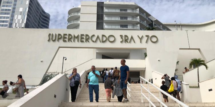 Más de 85 tiendas fueron dolarizadas en Cuba en sólo cuatro meses