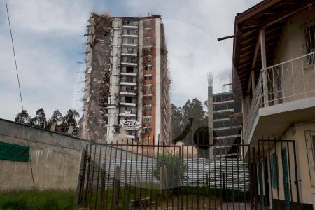 La Alcaldia de Rionegro pagará dineros a los afectados por el demolido edificio Altos del Lago