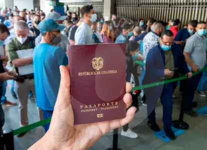 A Imprenta Nacional no le daría hacer pasaportes en septiembre y advierten pérdidas