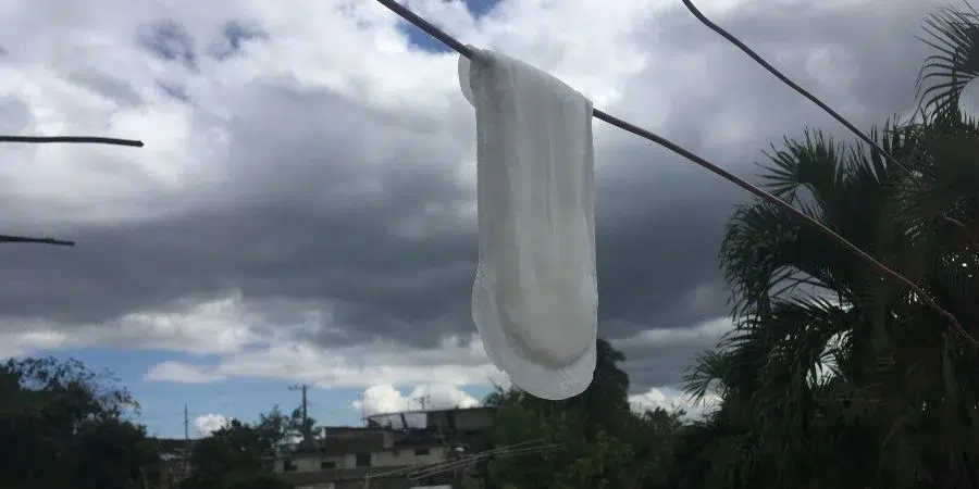 «nosotras-las-cubanas-seguimos-lavando-trapos»