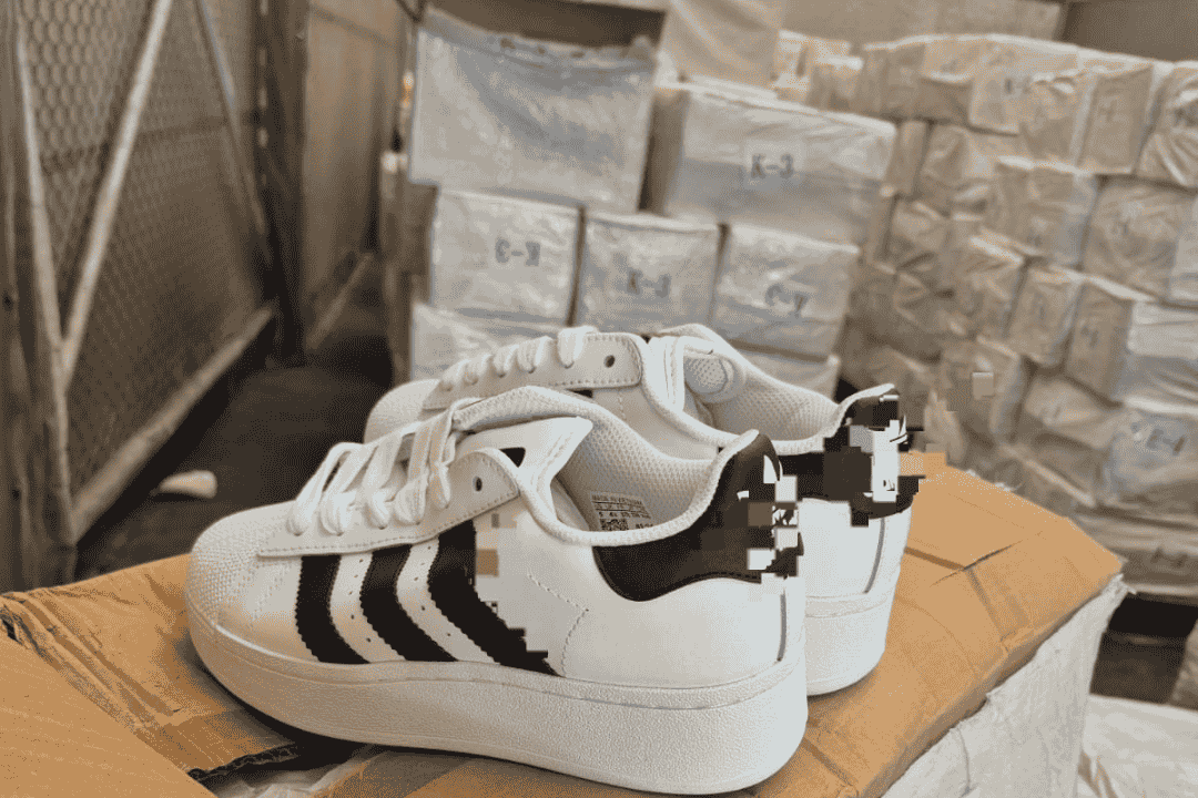 decomisan-miles-de-pares-de-zapatos-falsificados-procedentes-de-china-con-destino-a-nicaragua