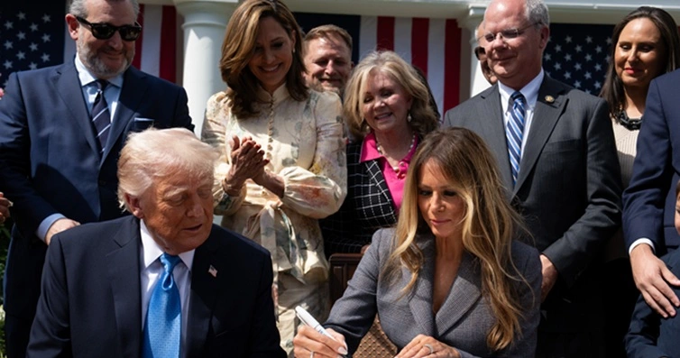 Trump firma la Ley TAKE IT DOWN, impulsada por María Elvira Salazar