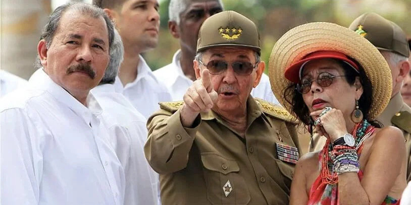 Ortega y Murillo meten la pata por segunda vez y felicitan a Díaz-Canel por el 20 de mayo
