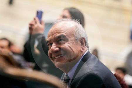 Sin sorpresas: Héctor Carvajal, abogado de Petro, fue elegido magistrado de la Corte Constitucional
