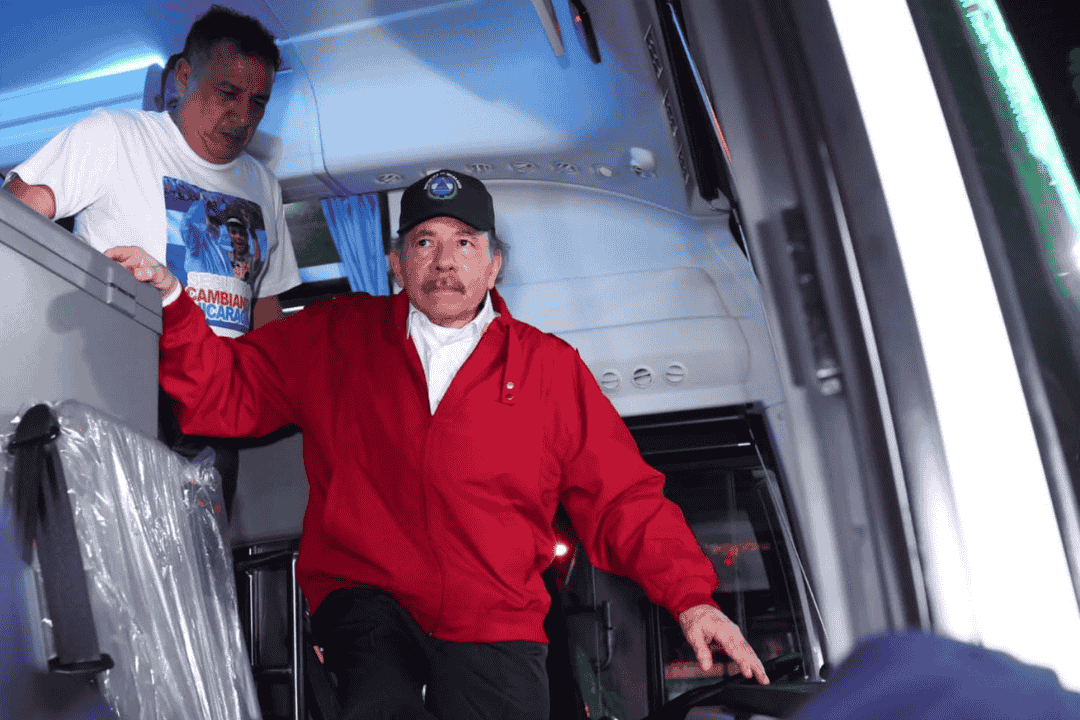 ¿ortega-postrado-en-cama?-este-es-el-nuevo-anuncio-de-murillo