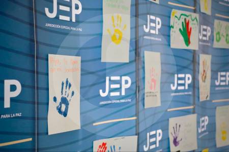 JEP: 120 víctimas de reclutamiento forzado pidieron que responsables reconozcan sus crímenes