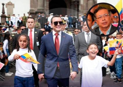 Después de exigir actas de votación y no felicitarlo, Petro fue a posesión de Noboa en Ecuador