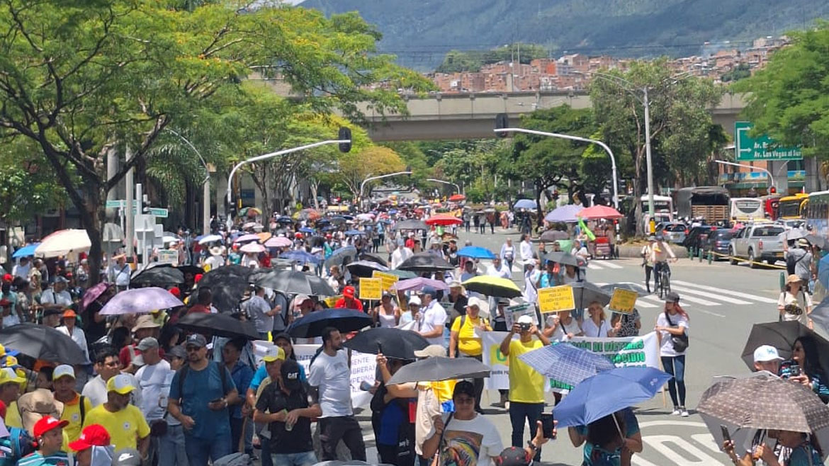 colombia’s-national-strike-fails-to-draw-convincing-crowds-–-colombia-news