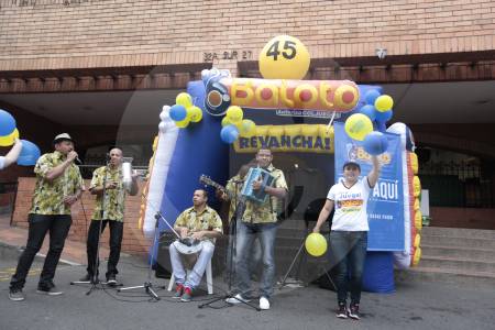 junio-comenzo-con-nuevo-millonario-en-colombia:-cayo-el-baloto