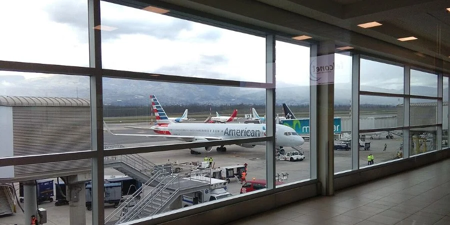 Ciudadanos cubanos necesitarán visa de tránsito para hacer escala en Ecuador