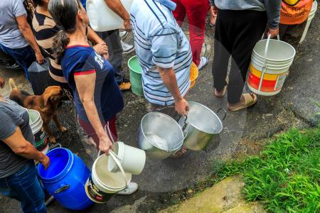 ¡Pilas! Este martes comienzan cortes programados de agua en barrios de Medellín y Bello