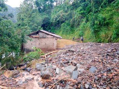 la-zona-rural-que-sirve-de-despensa-a-tamesis,-suroeste-antioqueno,-esta-incomunicada