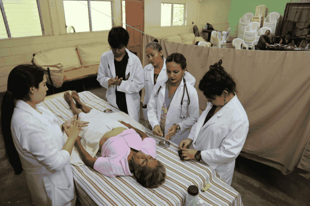 minsa-asume-control-total-sobre-clinicas-de-medicina-natural-y-terapias-complementarias