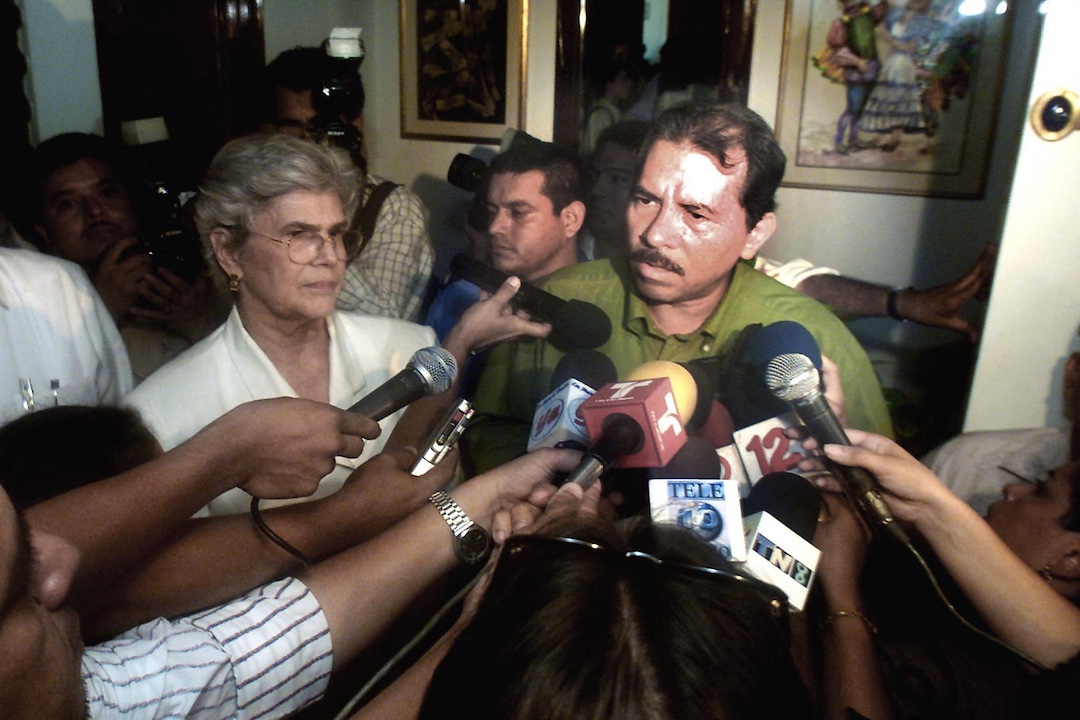 Ortega y Murillo reconocen el legado de paz de Violeta Barrios de Chamorro – Nicaragua Investiga