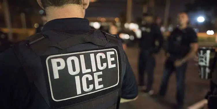 Miami aprueba que policías locales colaboren con ICE