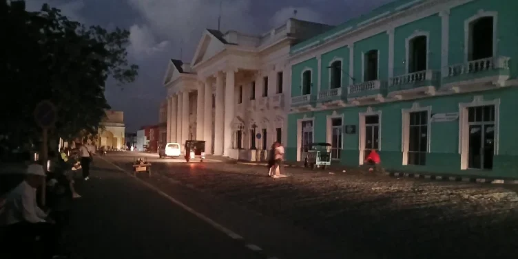 Casi medio país a oscuras: así arrancó el día Cuba