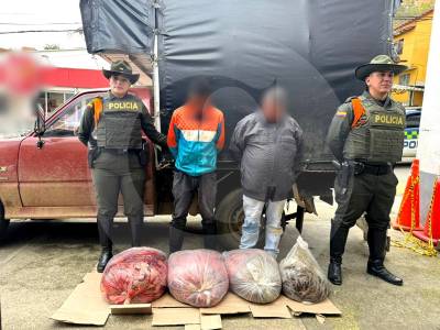 Policía sorprendió a dos hombres con 200 kilos de carne clandestina en Antioquia