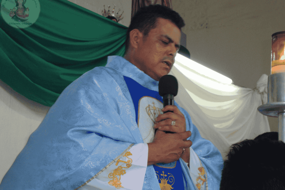Sacerdote detenido: La dictadura lo acusa de ir ebrio como acompañante en vehículo