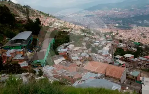 Absurda muerte en Bello: un niño murió cuando jugaba con cuchillos con sus dos hermanos