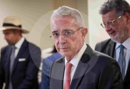 ¿condena-o-absolucion?-procuraduria-define-su-postura-en-el-caso-uribe