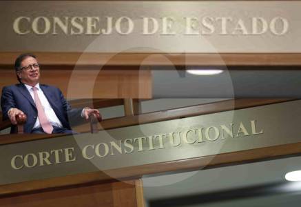 ¿Hubo un choque de trenes con la decisión que limita al CNE investigar al presidente?