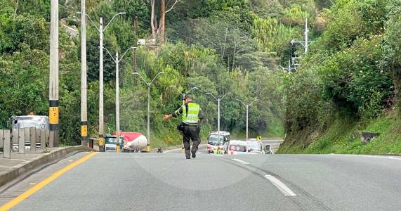 Siniestro vial en Copacabana: la autopista cobra otra vida más