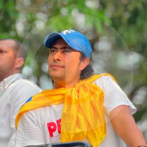 Nicolás Petro podrá movilizarse por Colombia, aunque enfrenta cargos por lavado y enriquecimiento