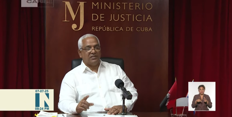 El ministro de Justicia niega injerencia en la masonería, mientras impone al usurpador Filema