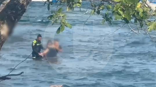 Así fue el rescate de padre e hija que se salvaron de ahogarse en las aguas del Golfo de Urabá