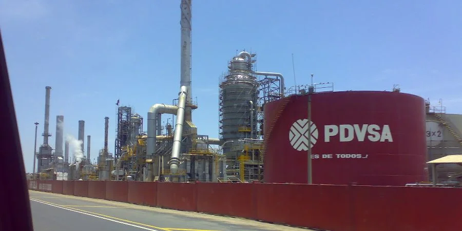 EE.UU. autoriza temporalmente la descarga de gas licuado de petróleo en Venezuela