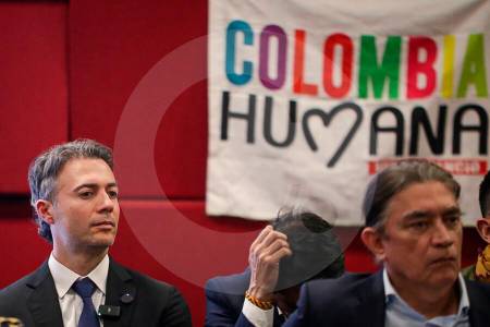 Con Quintero presente, petrismo ratificó consulta en octubre para definir candidato