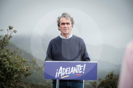¿La tercera será la vencida? Sergio Fajardo será candidato presidencial en 2026