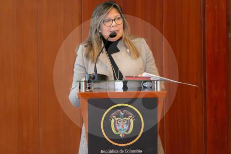 paz-total-a-doble-carril:-mientras-petro-alista-ley,-fiscalia-fija-nuevas-reglas