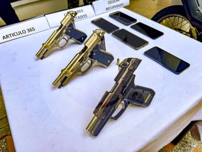 En operación simultánea capturan a nueve integrantes del Clan del Golfo