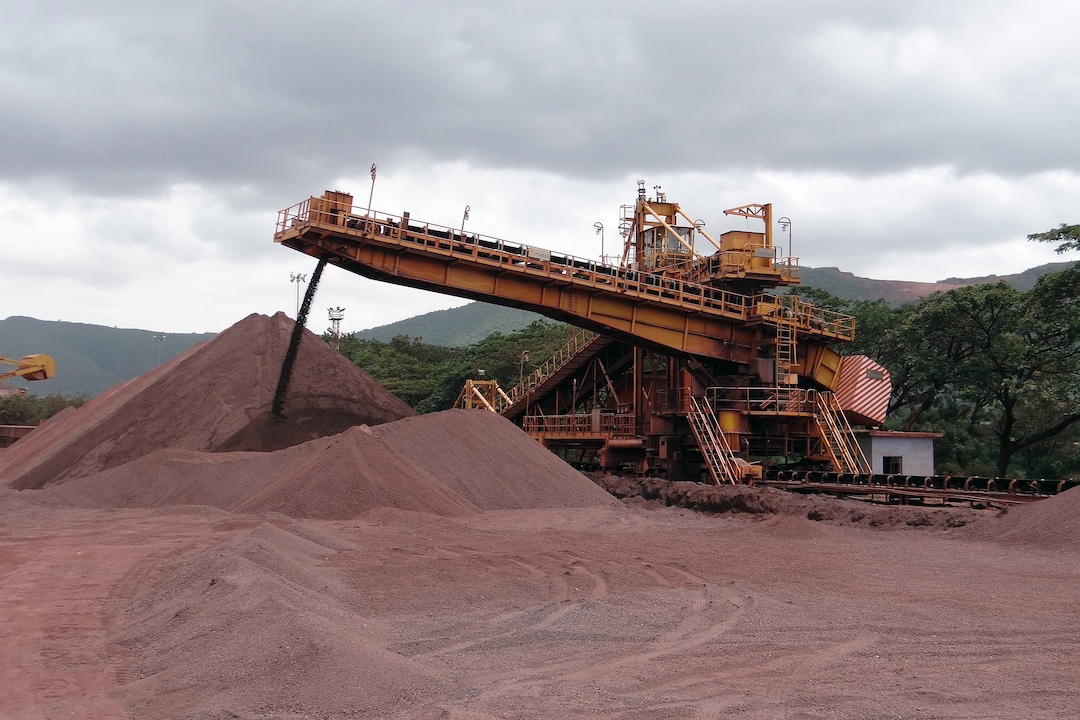 Ambiente en riesgo: Ortega sigue vendiendo el país a la minería