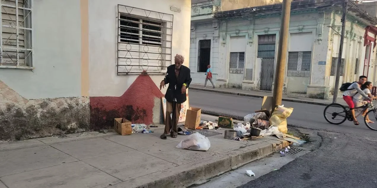 Food Monitor Program: «La orden de barrer a los mendigos está dada»
