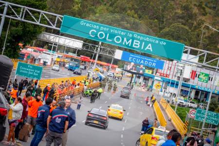 Migración ha recibido a 410 colombianos deportados desde Ecuador; se esperan mil más