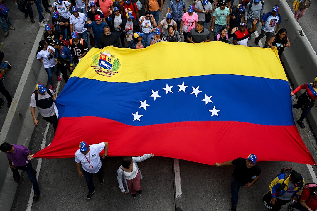 María Corina Machado llama a una «organización clandestina» contra Maduro – Nicaragua Investiga