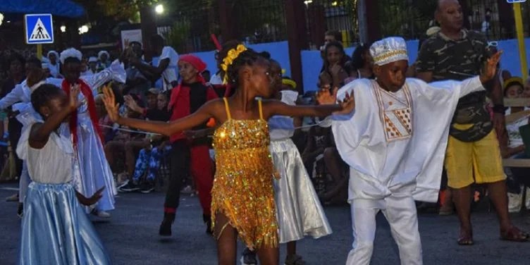 Terminó el carnaval de Santiago: una celebración a costa del sufrimiento colectivo