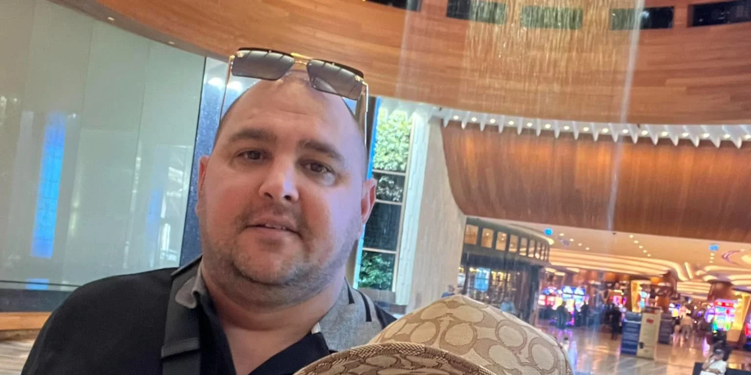 ¿Quién es el cubano en huelga de hambre detenido en Alligator Alcatraz?
