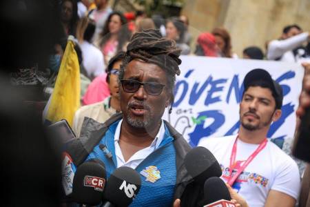 Carlos Rosero renuncia al Ministerio de Igualdad: esto dijo en su carta de despedida